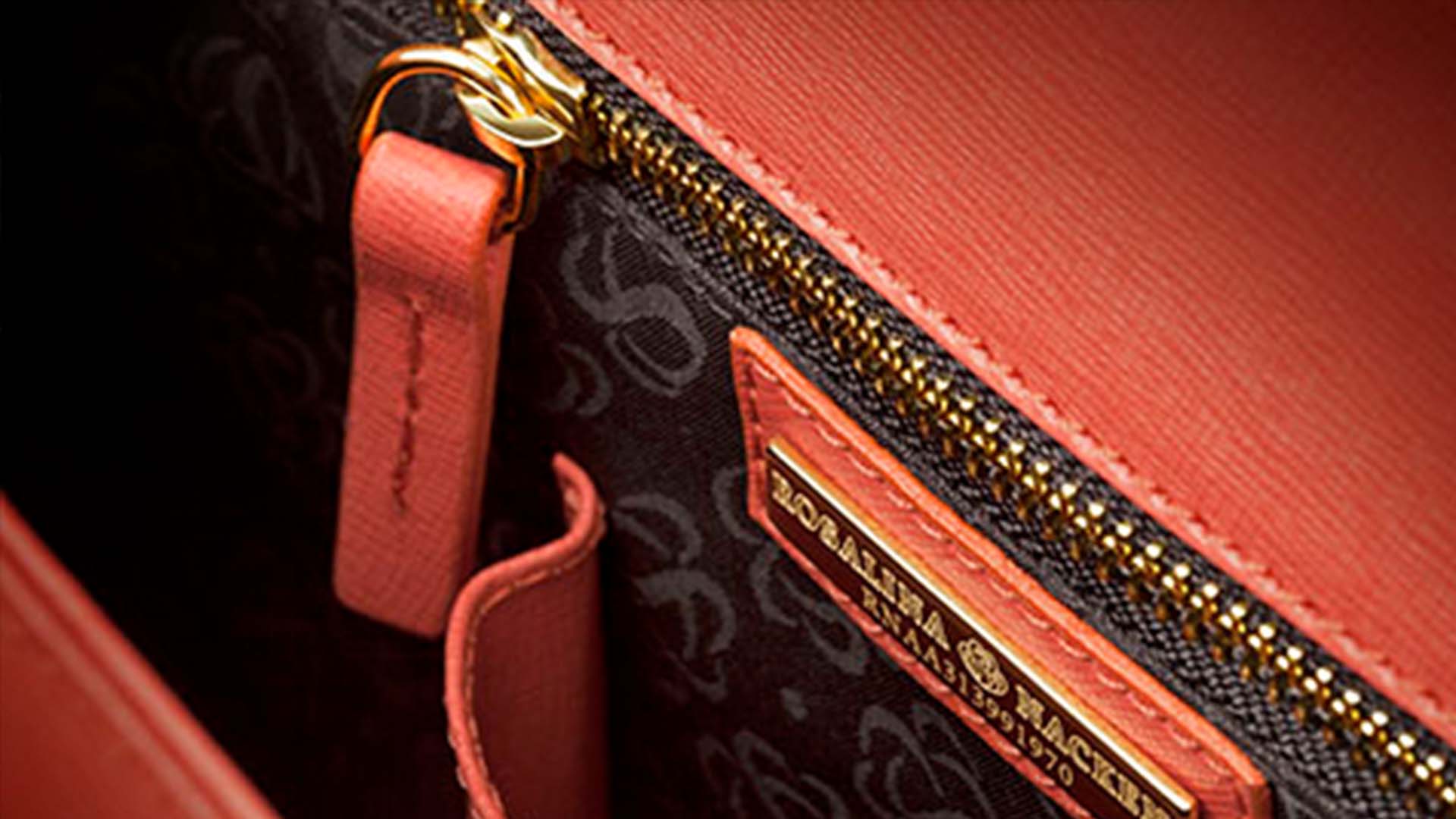 detail handbag designer coen van ham